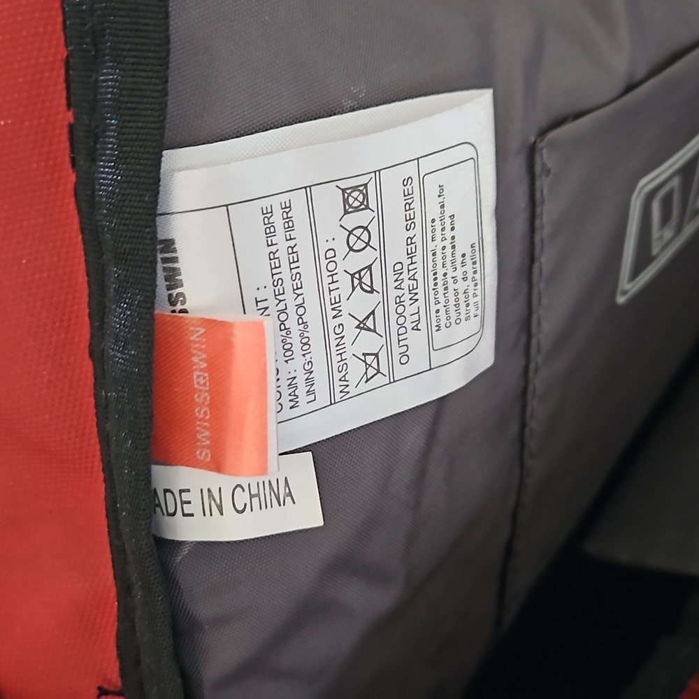 Swiss+Win Backpack - image 3
